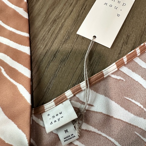 a new day Sleeveless V-Neck Slip Dress Size Medium - Picture 7 of 11